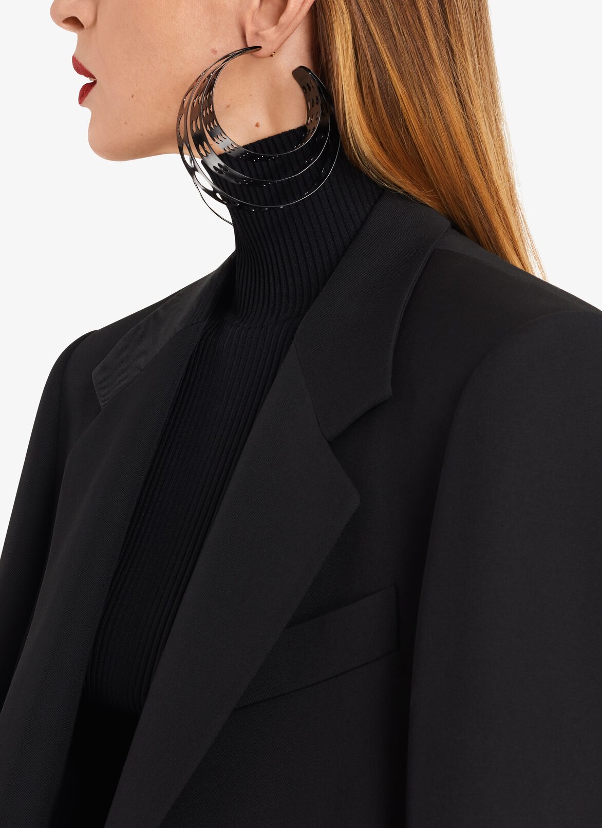 Medium Metallic earrings ALAÏA BLACK MEDIUM METALLIC EARRINGS